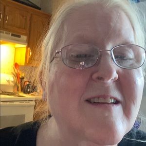 Meet your Posher, Joyce